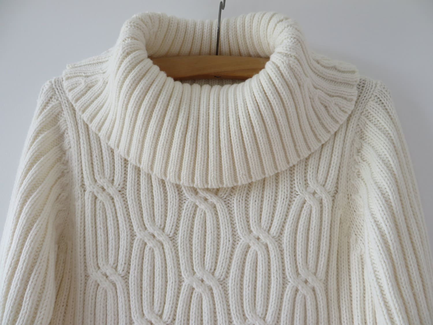 Cowl Neck Sweater Cable Knitted Sweater 
