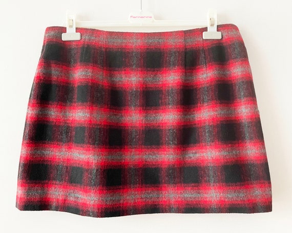 Plaid skater mini skirt discount