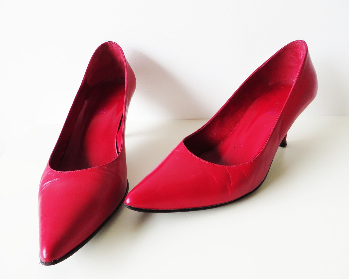 US 6.5 Red Leather Pumps 80s Vintage Femme Fatale Shoes | Etsy