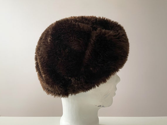 80s Women's winter beret, brown vegan fur hat, fa… - image 3