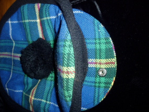 plaid golf hat with pom pom