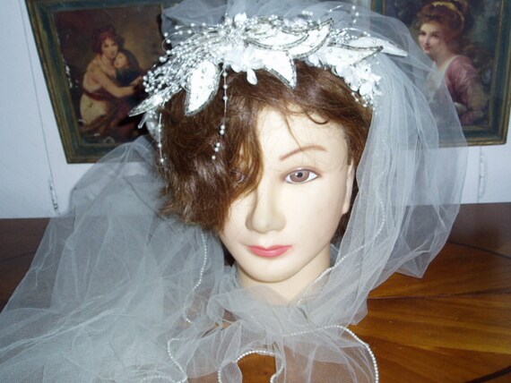 Vintage Bridal Veil Wedding Veil Hair Comb Accessory - Etsy display picture 3