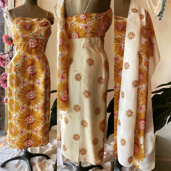 Fabulous Vintage 1950s Silk bombshell dress