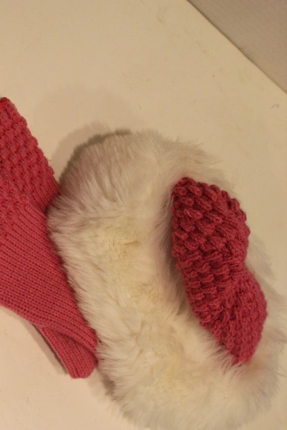 Pink Tobaggon and Gloves with White Fur Trim - image 6