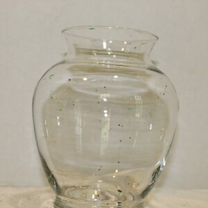 Vase in Clear Glass image 3