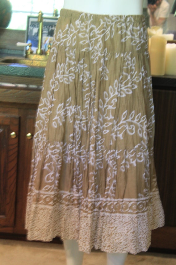 Ladies Skirt-Never worn Beige Fall Color