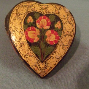Kashmi Trinket Box Heart Shaped Mache image 1