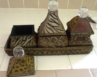 Jewelry Dresser Pogoda Boxes on Tray