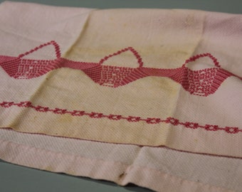 Vintage Linen X-Stitch Drying Towel in Pink