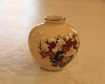 Satsuma Japan Mini Vase