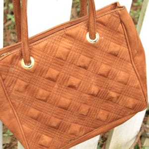 Libro de bolsillo vintage Madison Studio
