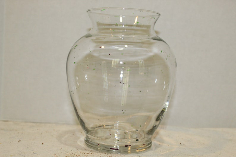 Vase in Clear Glass image 1