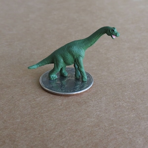 Miniature Brontosaurus, Terrarium & Fairy Garden Supplies, Micro Tiny Garden Creatures Soap Making Resin Diorama Supplies, Dinosaur Gift