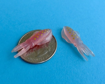 Miniature Squid - Mini OceanTerrarium Supplies - Teeny Tiny Sea Creatures Soap Making Diorama Supplies - Spotted Squid Theme Gift