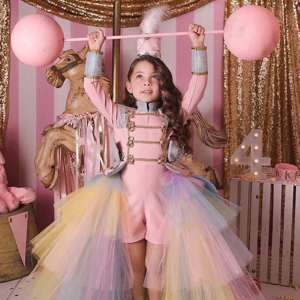 Traje de cascanueces de niña, traje de circo de niña, vestido de soldado, vestido de circo de tutú, showoman, mameluco de cascanueces de Glimmer