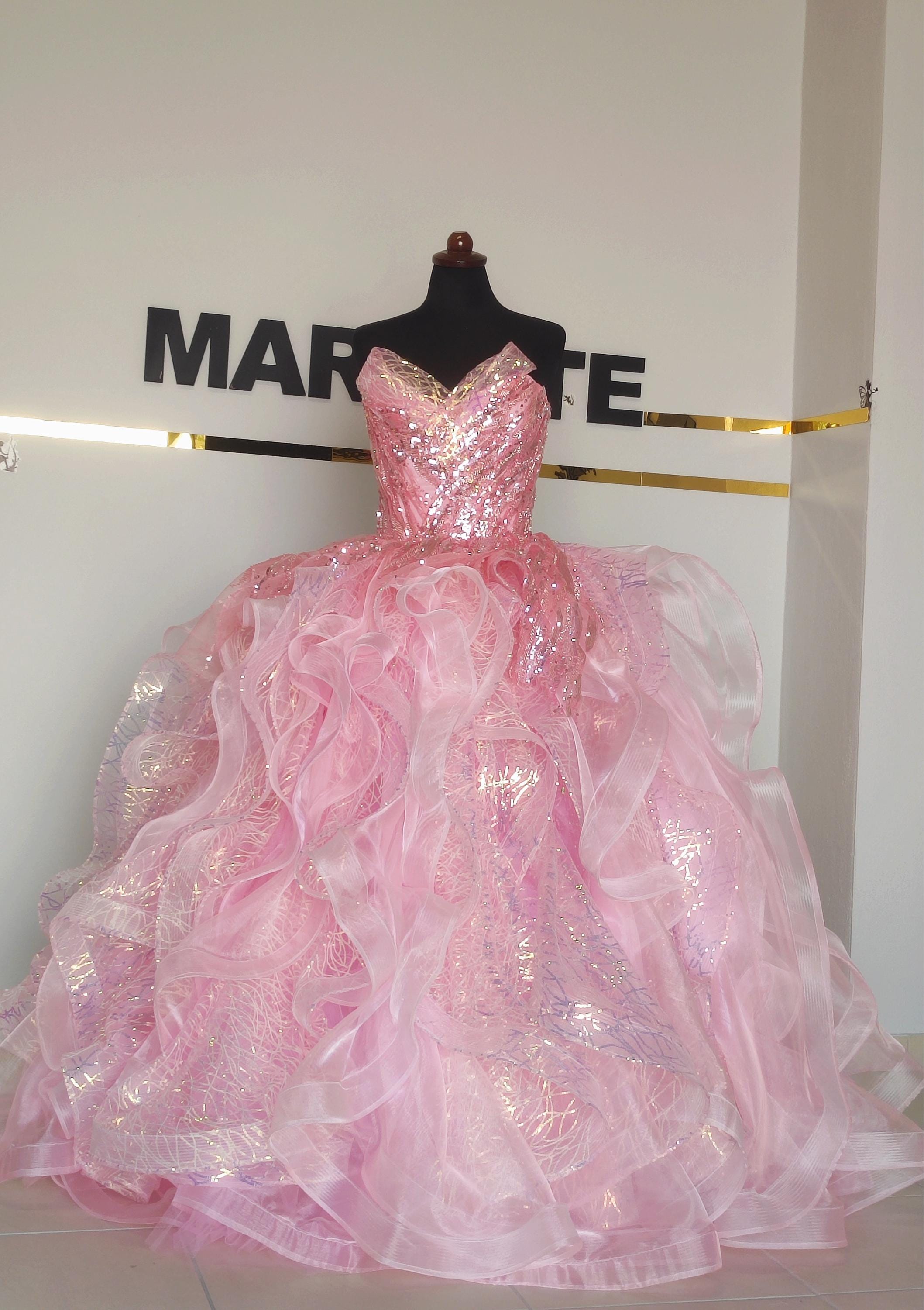 Glinda wicked dress - Etsy 日本