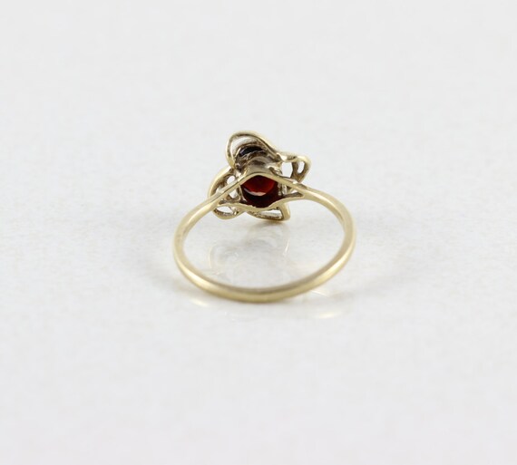 10k Yellow Gold Garnet Ring Size 6 1/2 - image 5