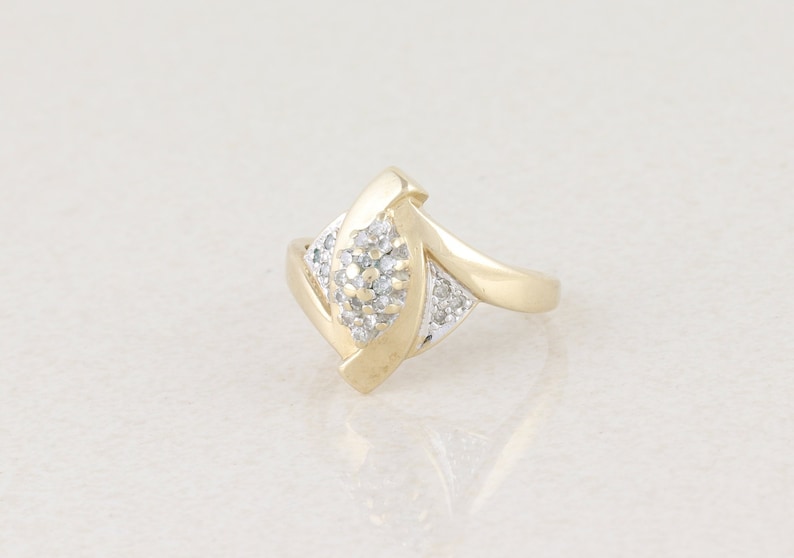 Diamond Cluster Ring 10k Yellow Gold Size 7 14