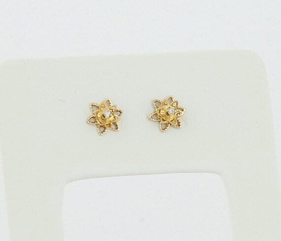 14k Yellow Gold Diamond Flower Earrings Stud Post - image 5