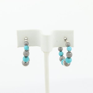 Sterling Silver Created Turquoise Bead Hoop Earrings Bild 5