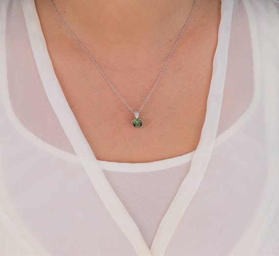 14k White Gold Natural Green Tourmaline Necklace … - image 3