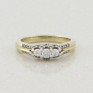 14k Yellow Gold 1/2 Carat Diamond Ring Size 7 1/4