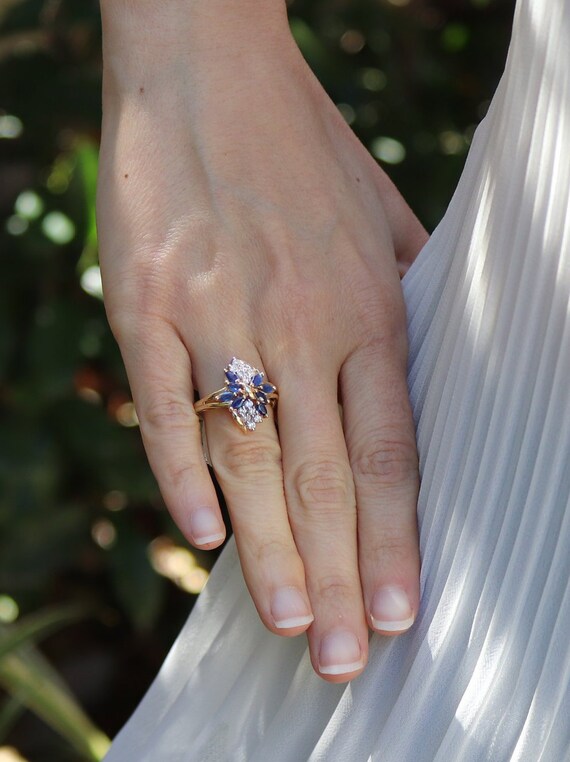 14k Yellow Gold Blue Sapphire Diamond Ring Size 7 - image 2