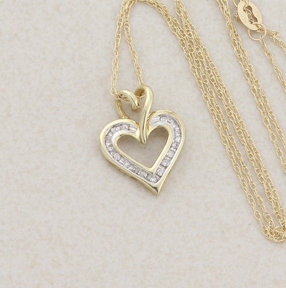 10k Yellow Gold Diamond Heart Necklace 18" Chain