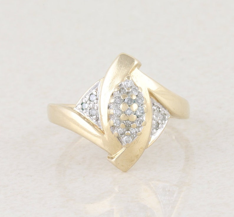 Diamond Cluster Ring 10k Yellow Gold Size 7 14