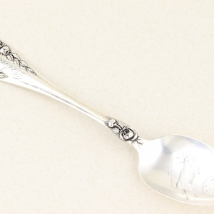 Sterling Silver Baby Spoon, Souvenir Spoon 51/4 Inches Overall