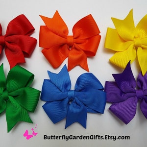 Mini grosgrain pinwheel hair bow clip size x-small