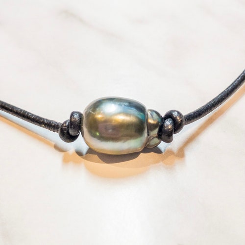 Leather Tahitian outlet baroque pearl necklace, 19” +1.75” silver extension