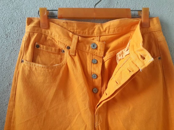 orange levi's 501