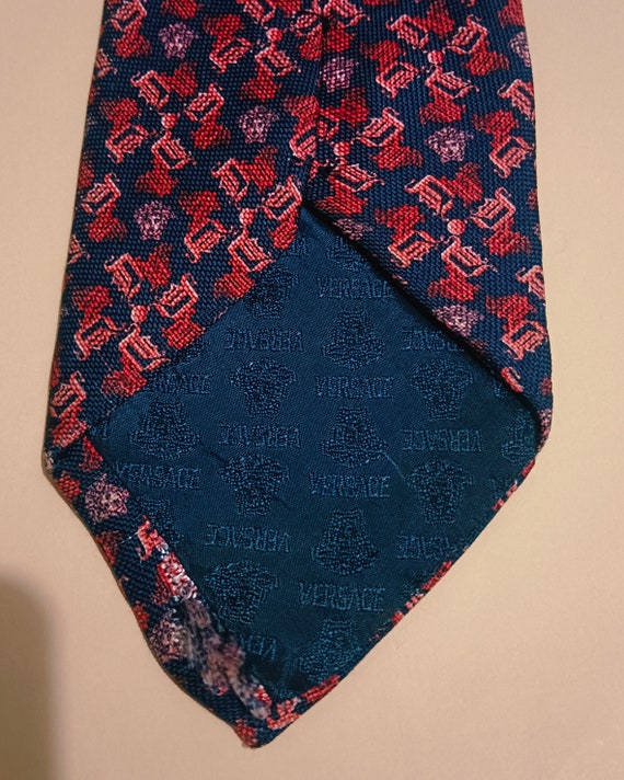 VERSACE Men's Silk Necktie Classic Width 3.5" Mad… - image 4
