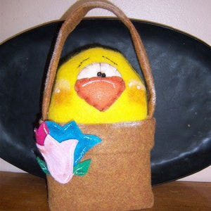 E-PATTERN- Primitive Whimsical Easter Baby Chick in Basket Shelf Sitter Pattern Doll Bowl Filler INSTANT DOWNLOAD Wreath Decor