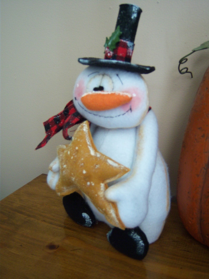 Primitive Whimsical Christmas Winter Snowman Shelf Sitter Doll Wreath Pattern