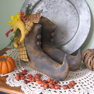 E-PATTERN-Primitive Halloween Witch Shoes with Moon Craft Pattern INSTANT DOWNLOAD Wreath Attachment Sewing Tutorial Pattern