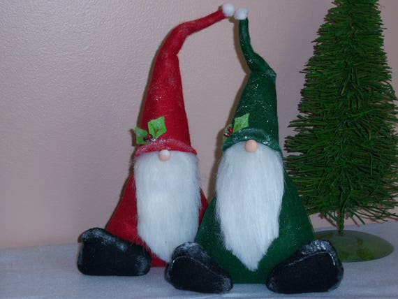 EPATTERN - Primitive Doll Santa Gnome -Winter - Holiday - Christmas - Elf - Santa Shelf Sitters - PDF Downloadable