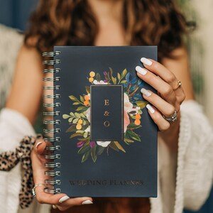 Gold Foil Wedding Planner Book: Personalized Bridal Shower Gift
