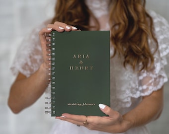 Elegant Wedding Planner Book, Forest Green Planner, Rose Gold Foil, Custom Wedding Planner Book, Personalized, Bridal Shower Gift