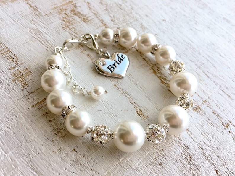 father's gift to daughter on her wedding day
