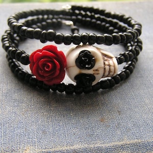 Day of the Dead Bracelet Wrap Around Mini red rose cream white skull Black glass E Beads Frida Memory wire 3 loops