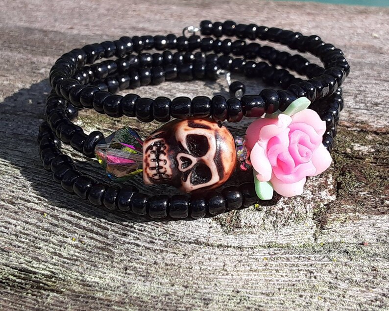 Day of the Dead Bracelet Wrap Around pink flower brown skull sugar skull 3 loop memory wire