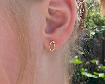 DAISY studs- minimalist earrings - 14kt solid gold- by STICKTAILS
