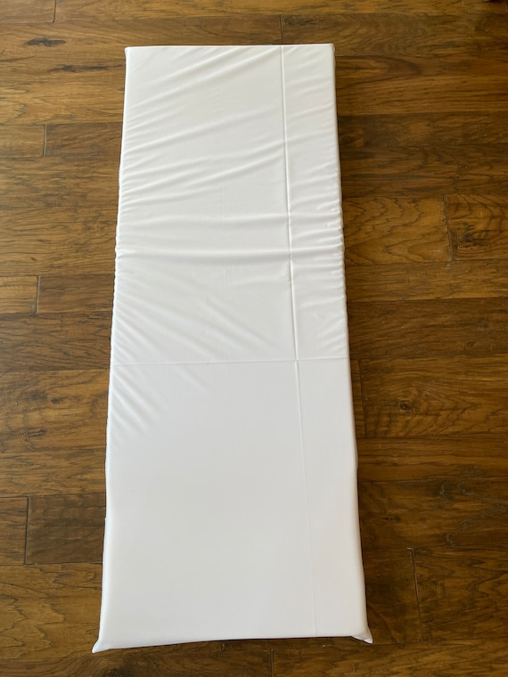 Zippered Waterproof cover for nap mats