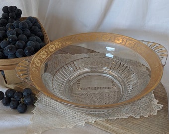 Art Nouveau serving or fruit bowl, so stylish & clean. The gilt edge banding features beautiful flowers and leaves with scrolls.