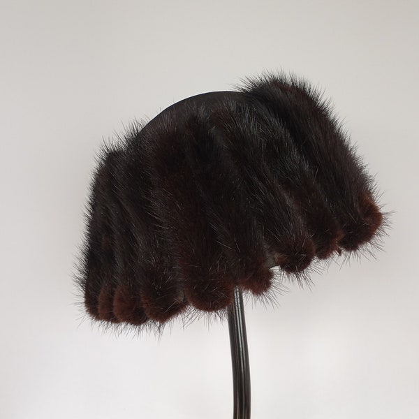 Halo or Pillbox hat, mid century mink creating a ribbed effect, quite beautiful and quite easy to wear medium/large.