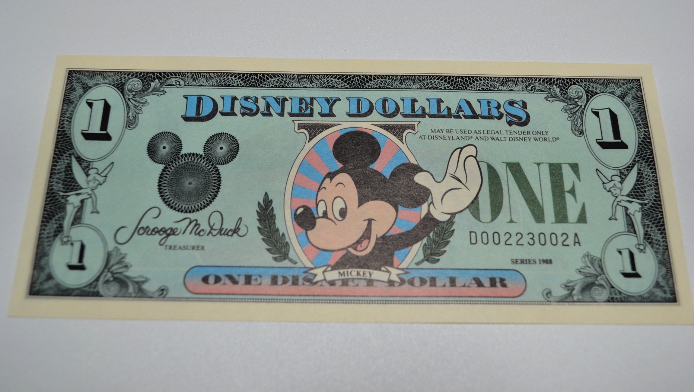 Vintage 1988 Mickey Mouse Disney Dollars Main Street Horse