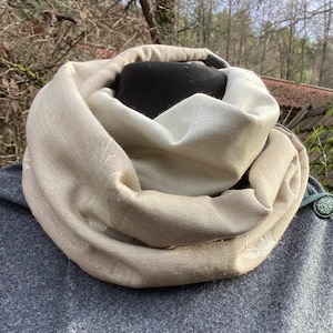 Gamsjaga Loden Loop mit Hirsch beige