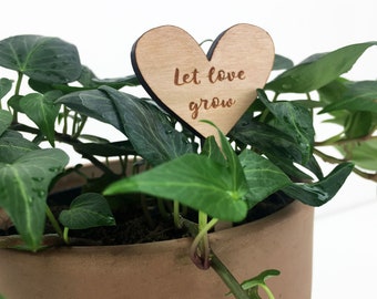 Let Love Grow Plant tags, plant mom [ Wedding favor tags, Garden stake, heart stake ] JW Design Studio